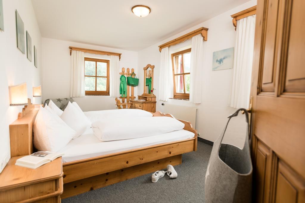 Ansitz Wirtsgut - Familienappartements In Den Bergen Leogang Bagian luar foto