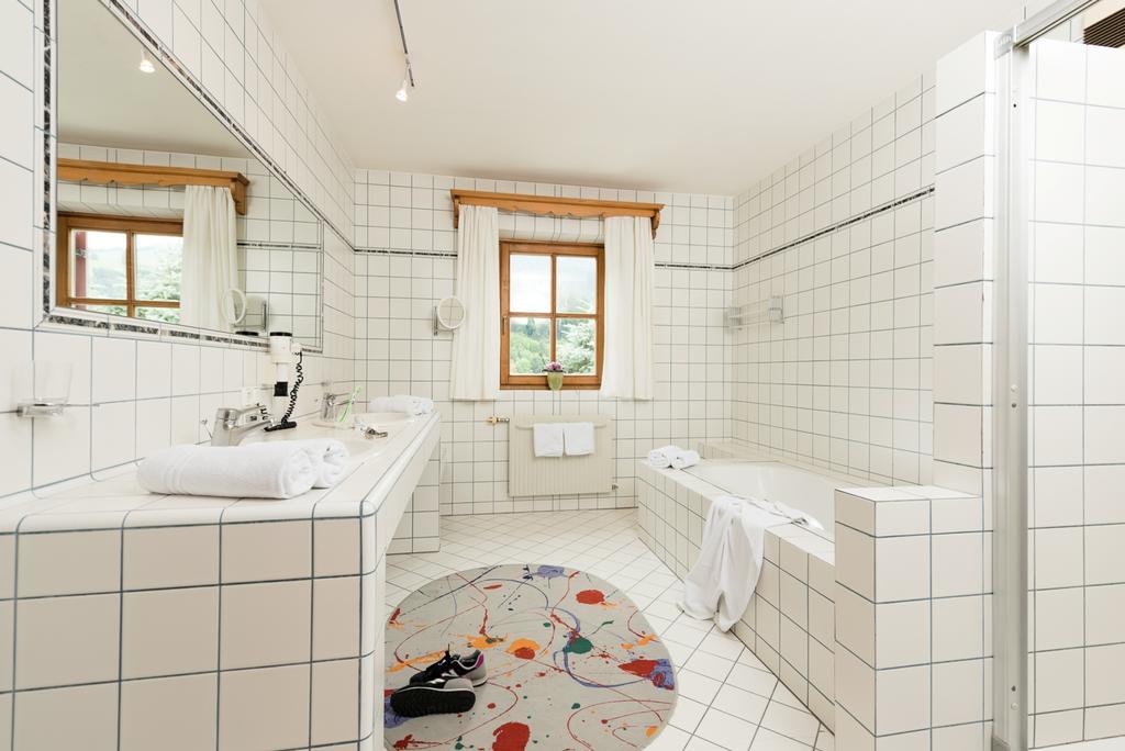 Ansitz Wirtsgut - Familienappartements In Den Bergen Leogang Bagian luar foto