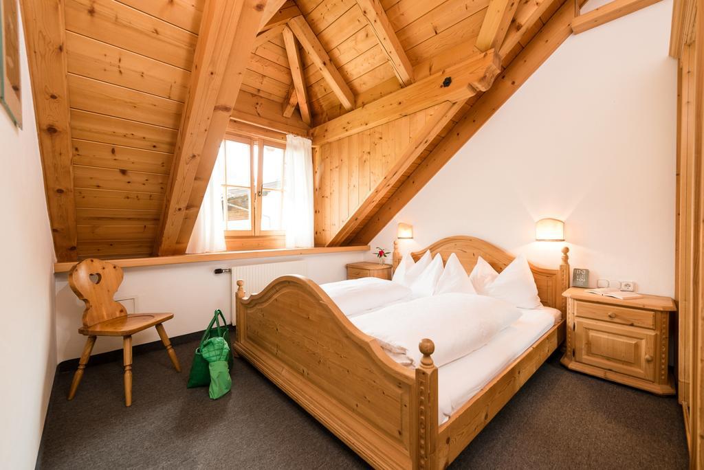 Ansitz Wirtsgut - Familienappartements In Den Bergen Leogang Bagian luar foto