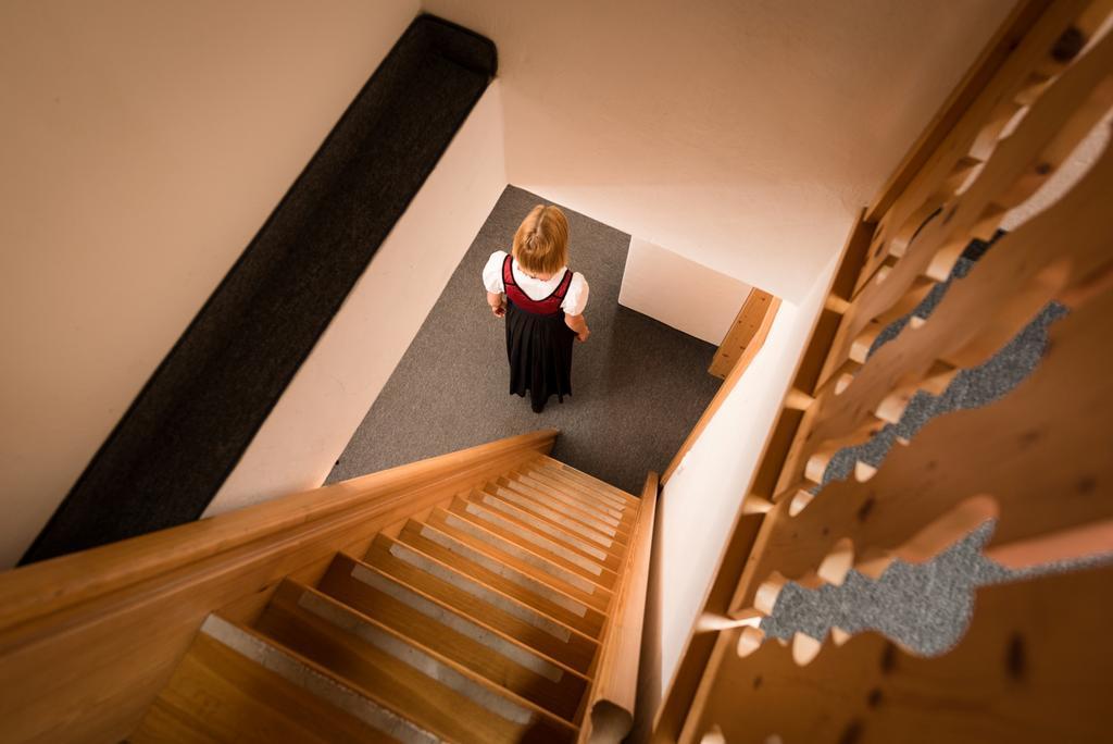 Ansitz Wirtsgut - Familienappartements In Den Bergen Leogang Bagian luar foto
